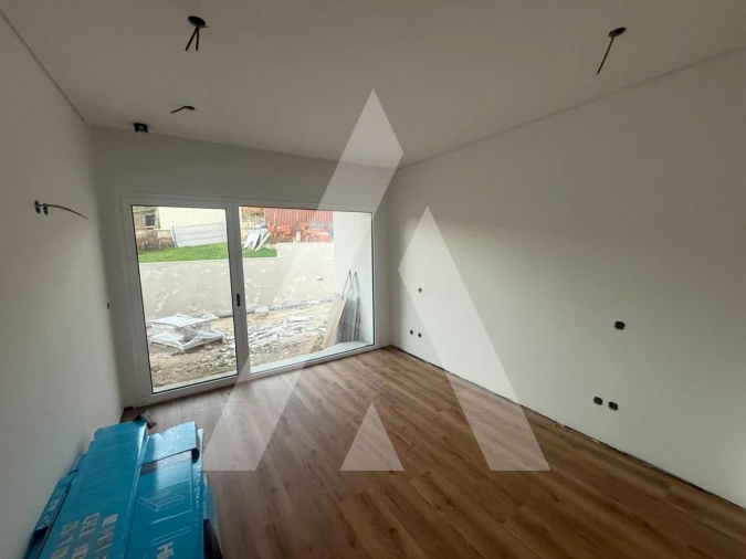 Moradia T4 para Venda em Leiria, Pousos, Barreira e Cortes Foto 10