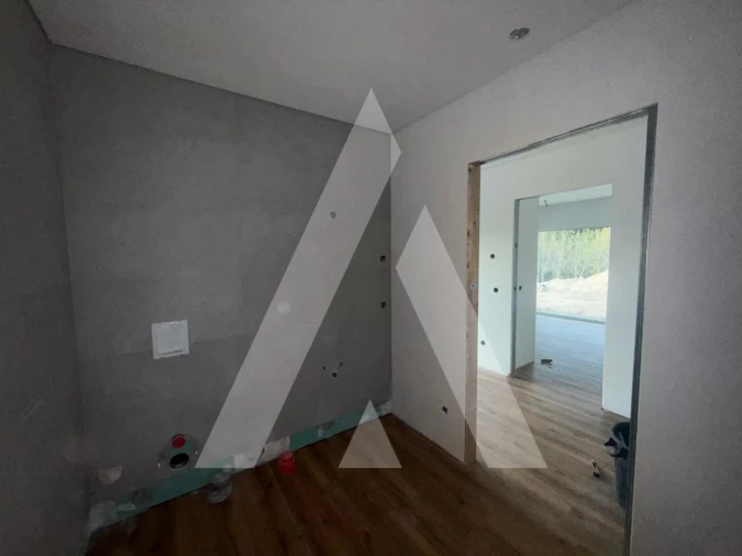 Moradia T4 para Venda em Leiria, Pousos, Barreira e Cortes Foto 40