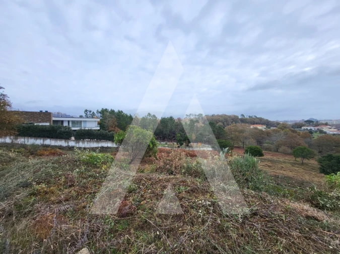 Terreno para Venda em Orgens Foto 2