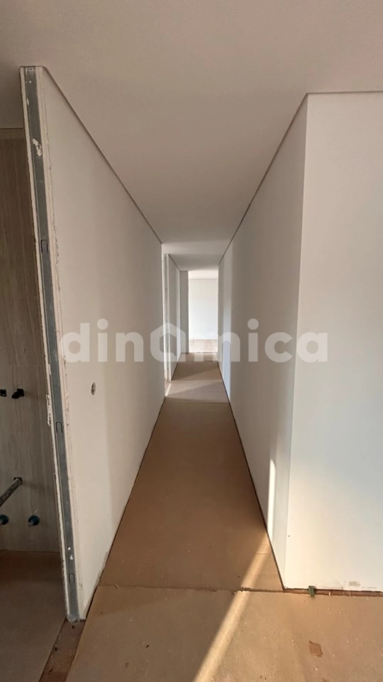 Apartamento T3 para Venda em Vila Nova de Famalicão e Calendário Foto 24