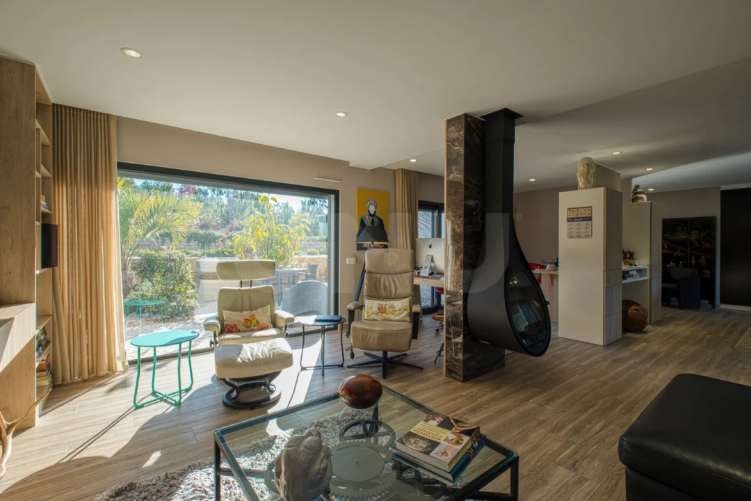 Moradia T4 para Venda em Nadadouro Foto 3