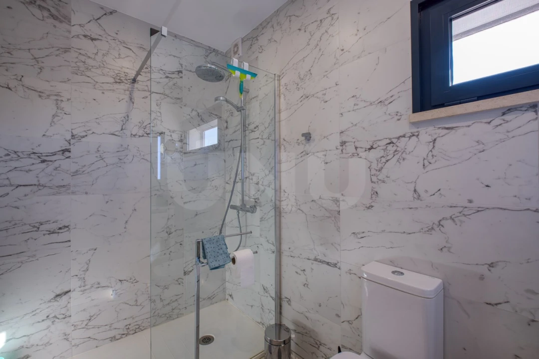 Moradia T4 para Venda em Nadadouro Foto 28