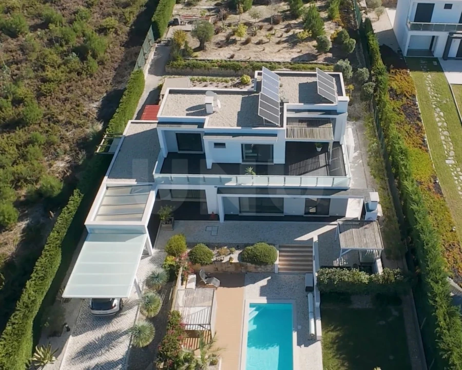 Moradia T4 para Venda em Nadadouro Foto 2