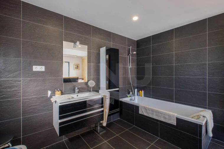 Moradia T4 para Venda em Nadadouro Foto 23