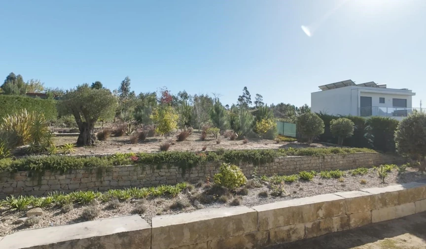 Moradia T4 para Venda em Nadadouro Foto 6