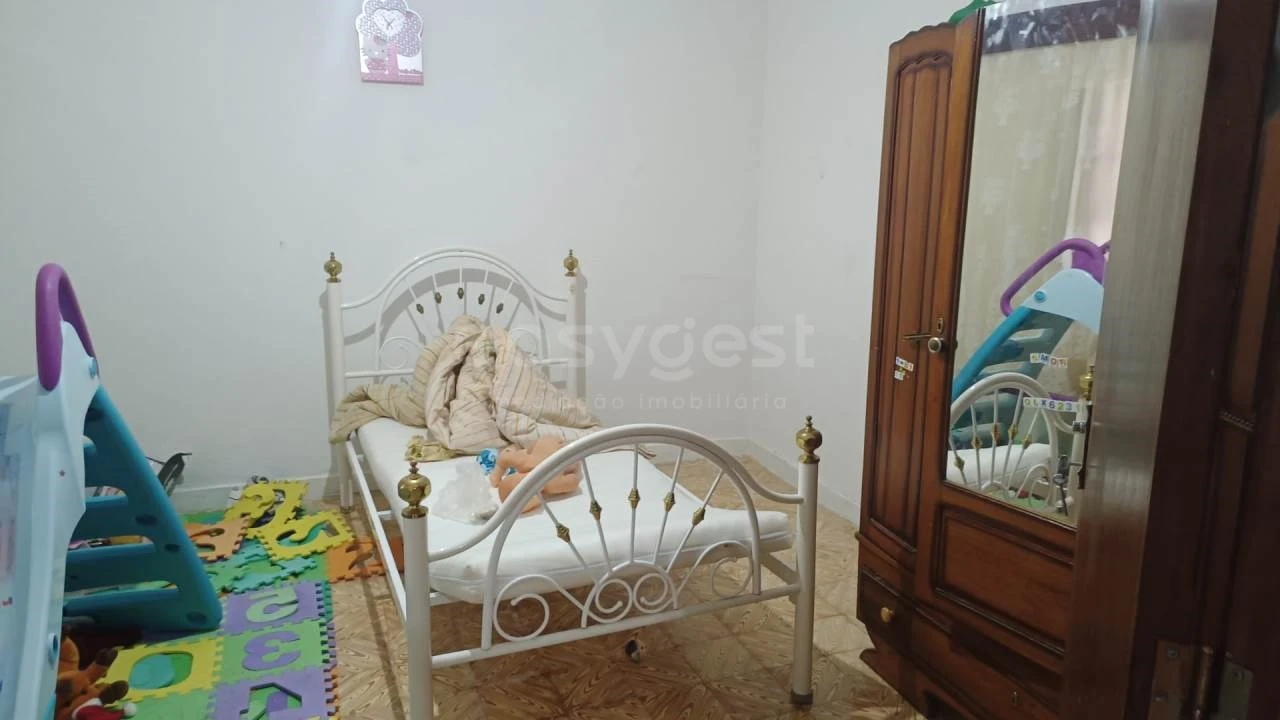 Moradia T3 para Venda em Odivelas Foto 6