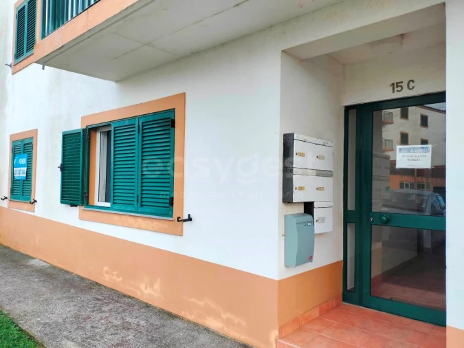 Apartamento T3 para Venda em Praia da Vitoria (Santa Cruz) Foto 9