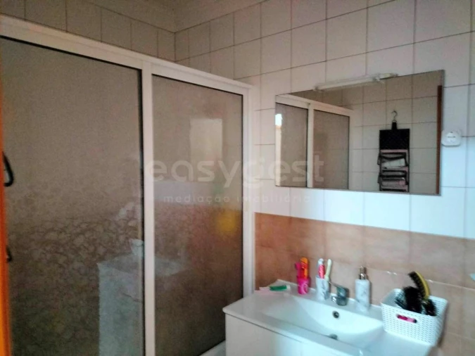 Apartamento T3 para Venda em Praia da Vitoria (Santa Cruz) Foto 16