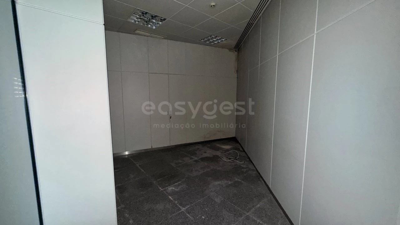 Loja para Venda em Alcains Foto 4