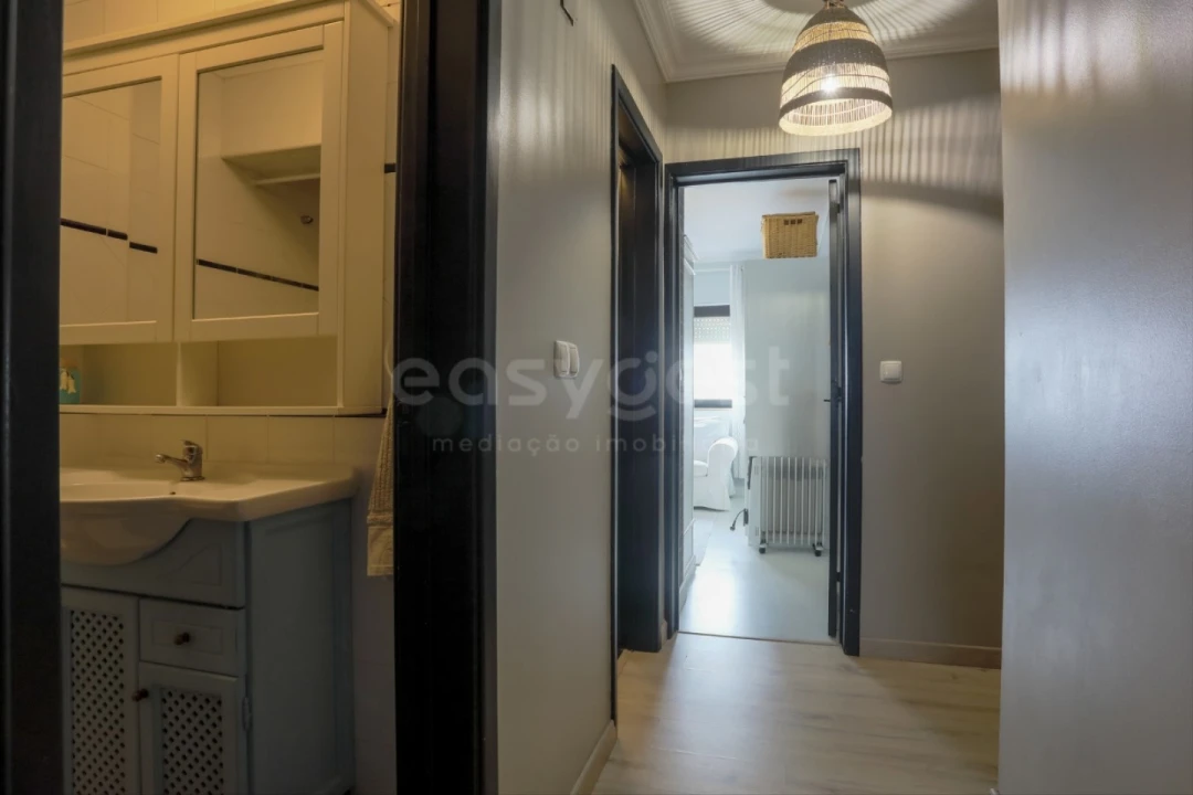 Apartamento T3 para Venda em Santa Maria, São Pedro e Matacães Foto 25