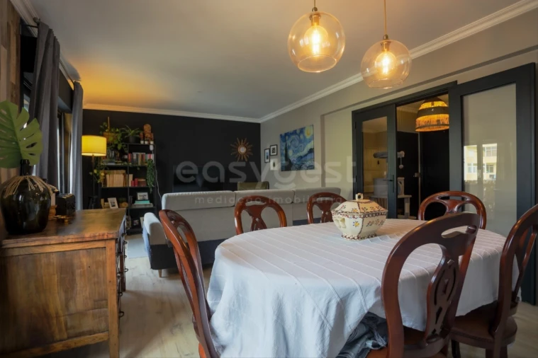 Apartamento T3 para Venda em Santa Maria, São Pedro e Matacães