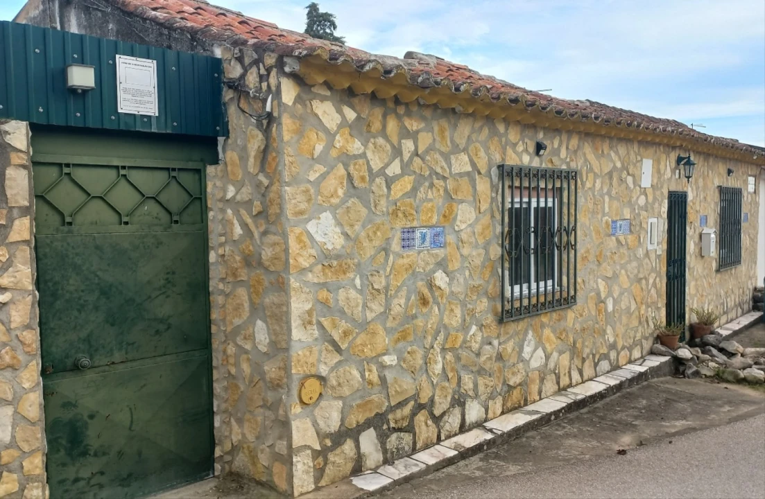 Moradia T2 para Venda em Achete, Azoia de Baixo e Póvoa de Santarém Foto 3