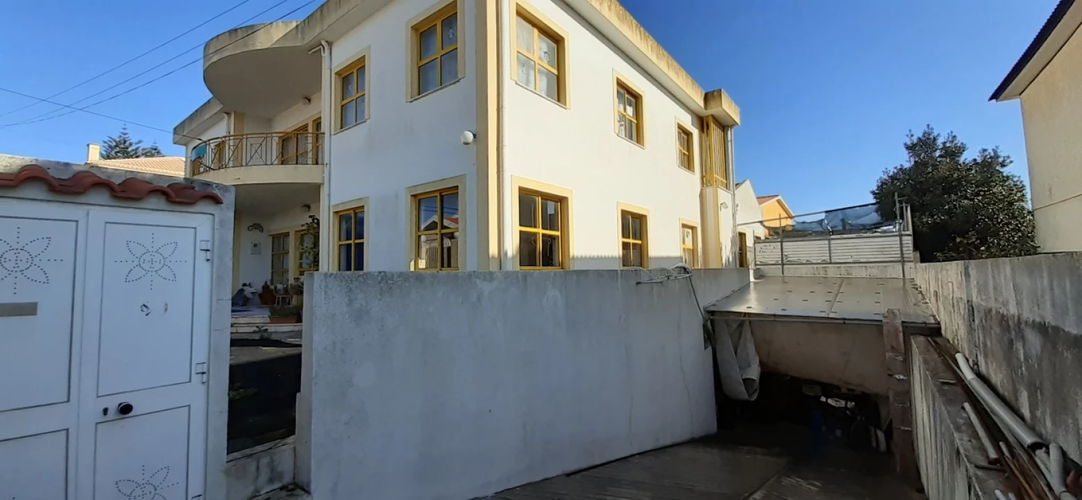 Moradia T8 para Venda em Queluz e Belas Foto 8