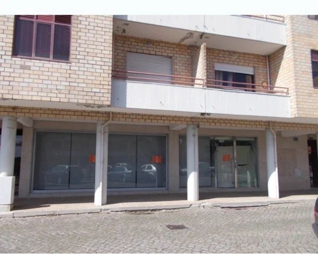 Loja para Venda em Cortegaça Foto 1