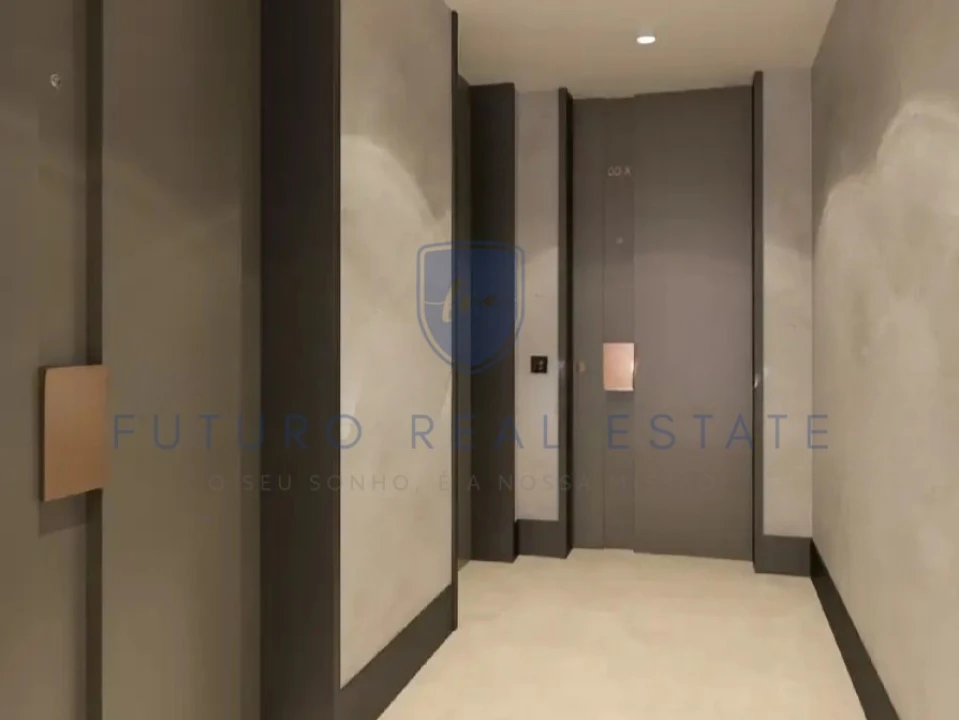 Apartamento T1 para Venda em Caniço Foto 7