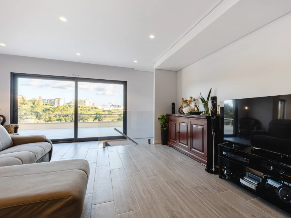 Moradia T4 para Venda em Tavarede Foto 9