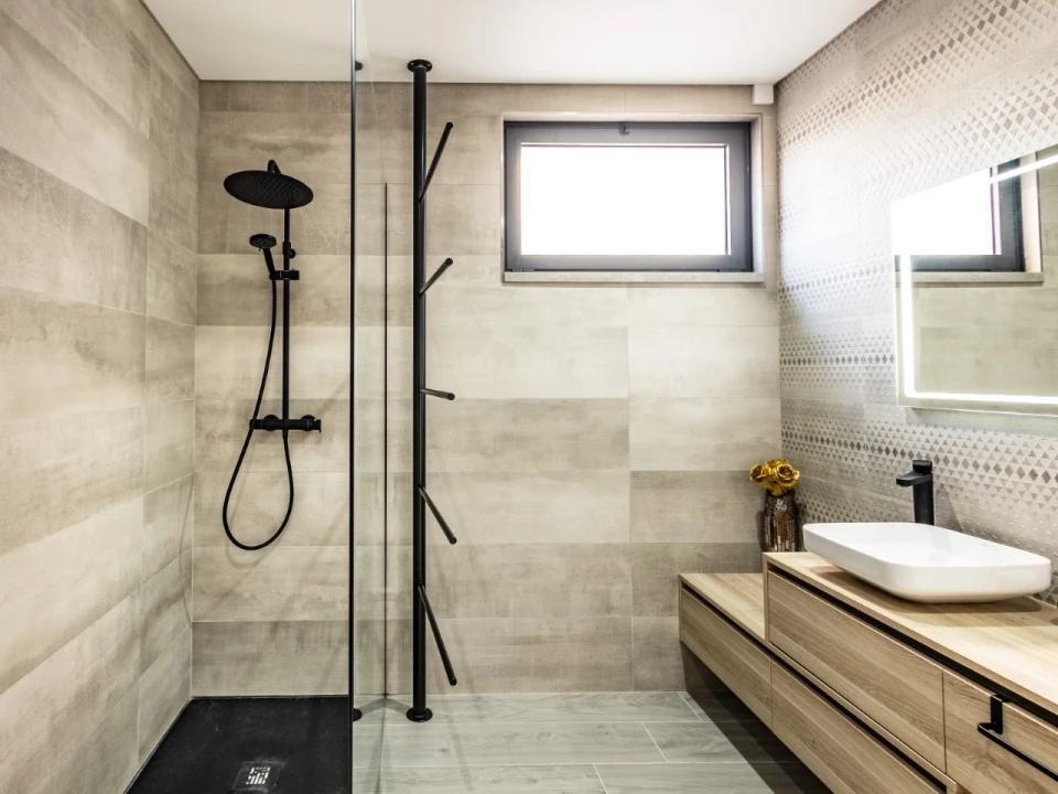 Moradia T4 para Venda em Tavarede Foto 11