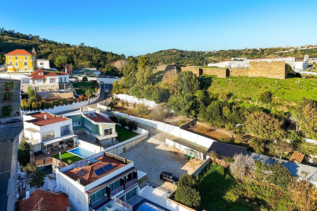 Moradia T4 para Venda em Alcobaça e Vestiaria Foto 33