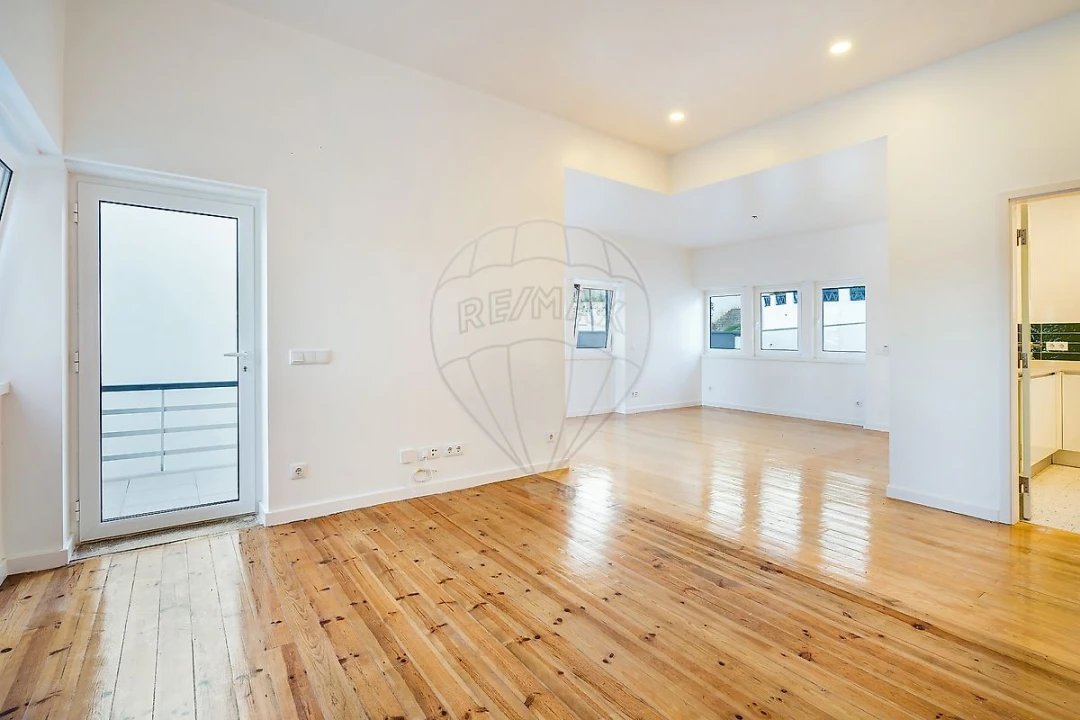 Moradia T4 para Venda em Alcobaça e Vestiaria Foto 5