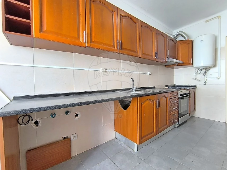 Apartamento T3 para Venda em Mina de Água Foto 6