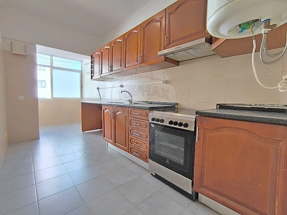 Apartamento T3 para Venda em Mina de Água Foto 5