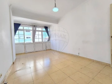 Apartamento T3 para Venda em Mina de Água