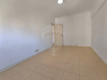 Apartamento T3 para Venda em Mina de Água