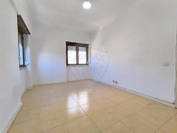 Apartamento T3 para Venda em Mina de Água
