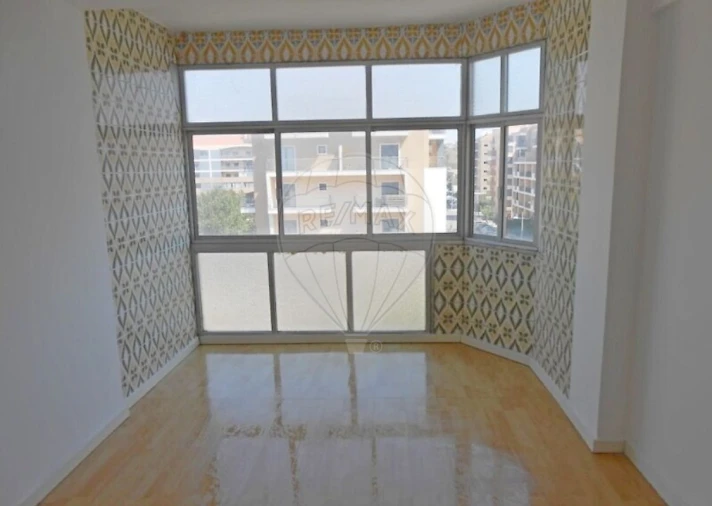 Apartamento T3 para Venda em Mina de Água