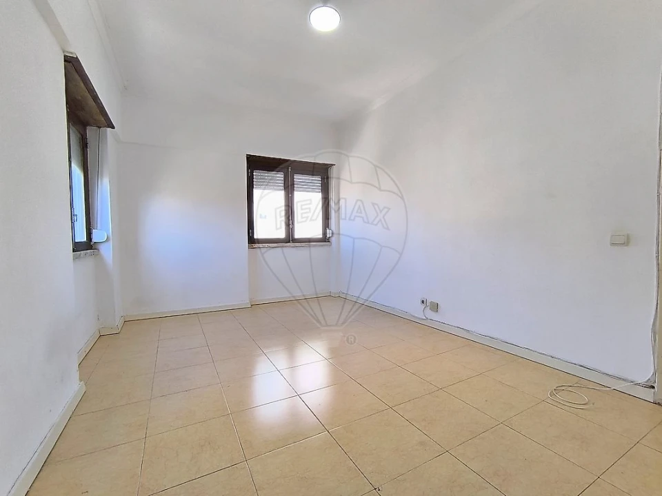 Apartamento T3 para Venda em Mina de Água Foto 19