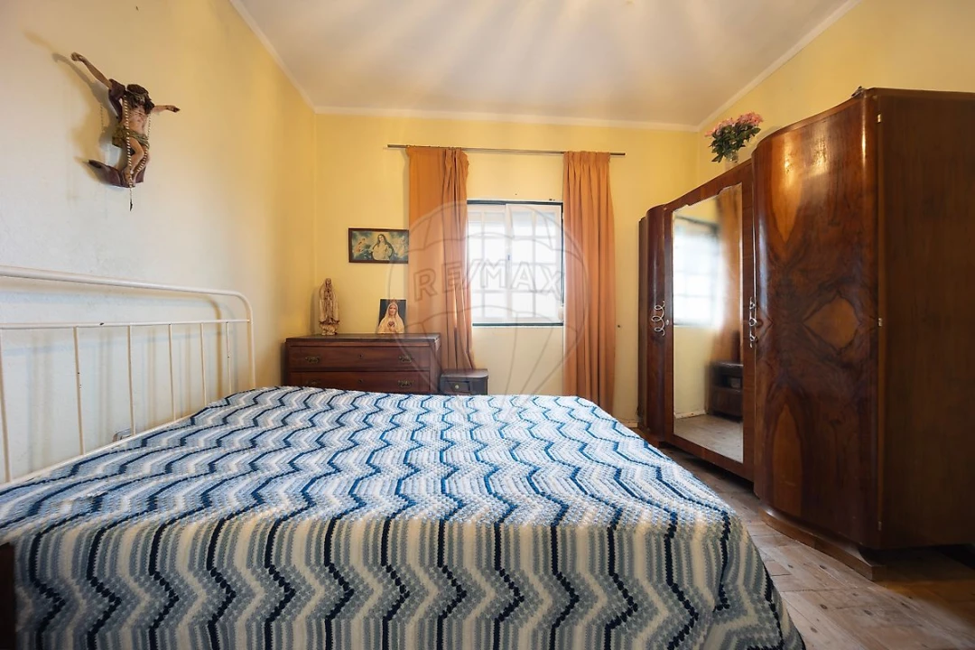 Moradia T3 para Venda em Vale de Santarem Foto 14