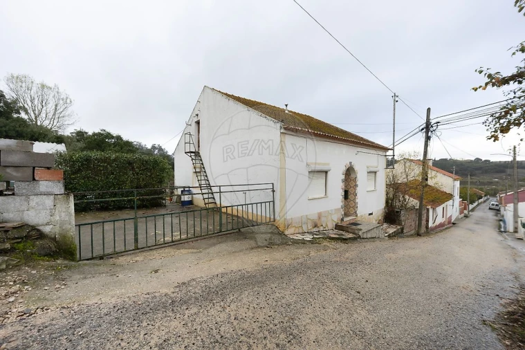 Moradia T3 para Venda em Vale de Santarem Foto 2