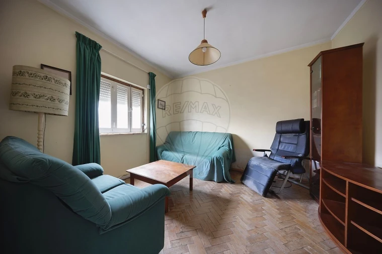 Moradia T3 para Venda em Vale de Santarem Foto 10