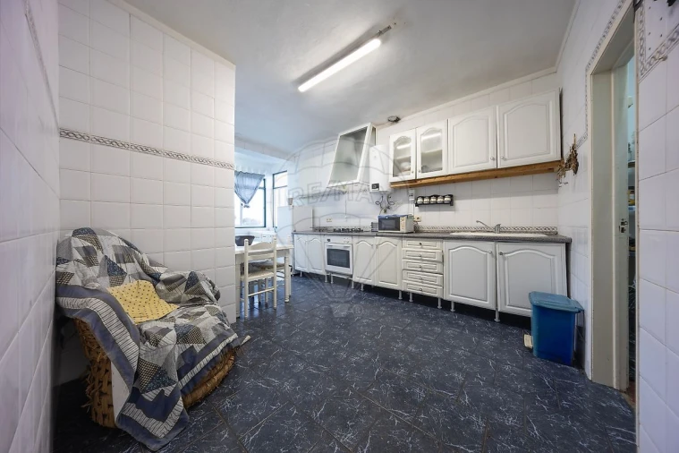 Moradia T3 para Venda em Vale de Santarem Foto 18