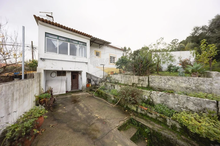 Moradia T3 para Venda em Vale de Santarem Foto 6