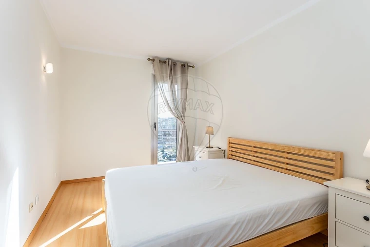 Apartamento T2 para Arrendamento em Lumiar Foto 14