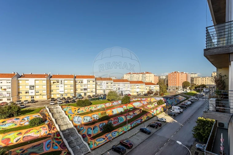 Apartamento T2 para Arrendamento em Lumiar Foto 18