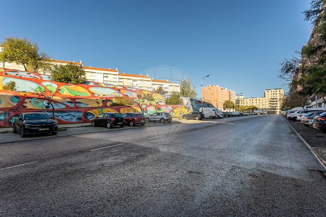 Apartamento T2 para Arrendamento em Lumiar Foto 30