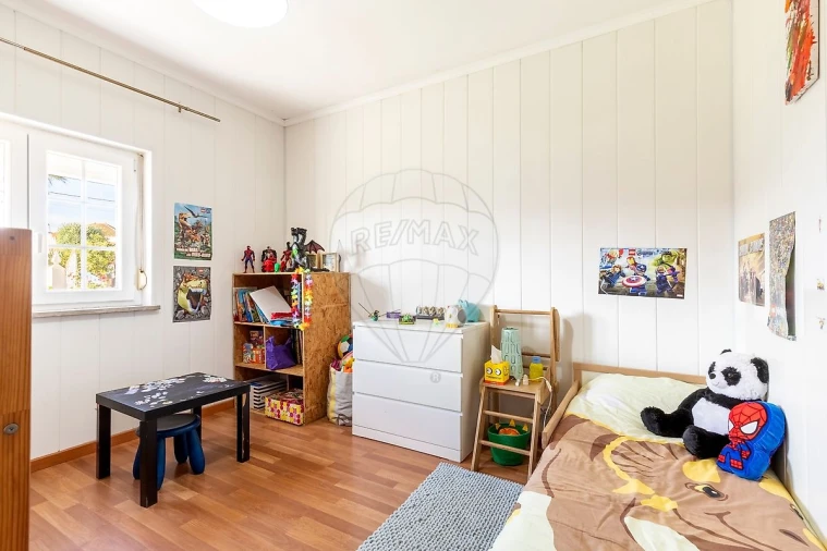 Moradia T2 para Venda em Miragaia e Marteleira Foto 8