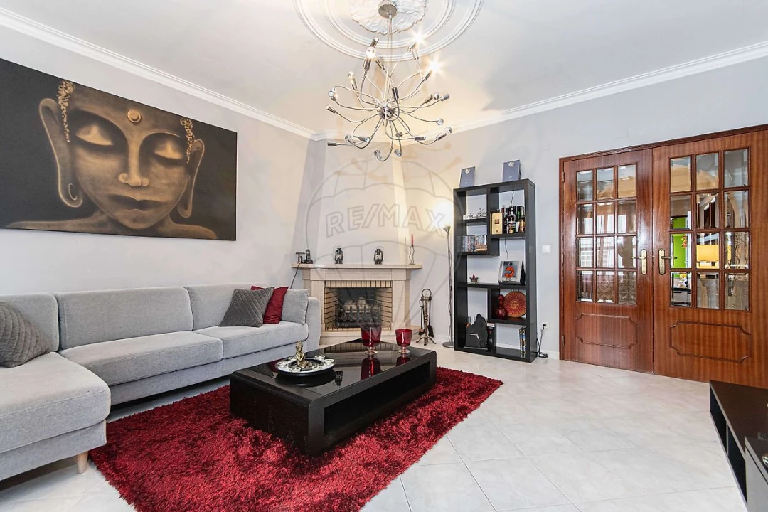 Apartamento T3 para Venda em Alverca do Ribatejo e Sobralinho Foto 3