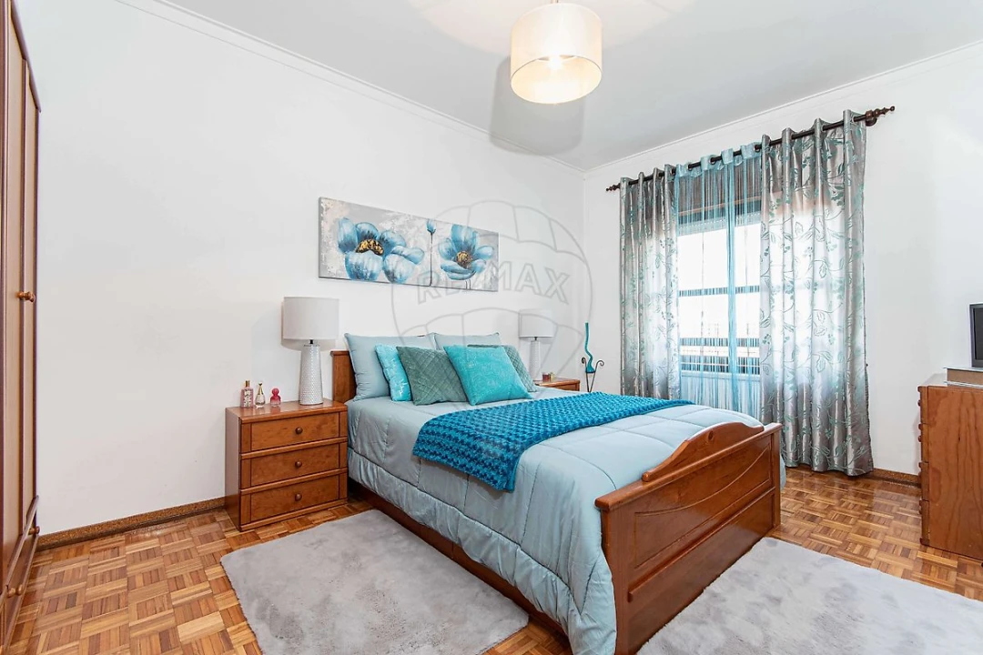 Apartamento T3 para Venda em Alverca do Ribatejo e Sobralinho Foto 11