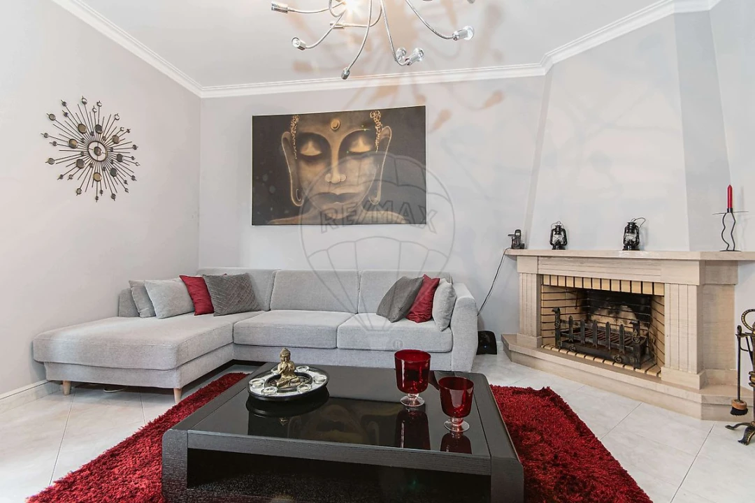 Apartamento T3 para Venda em Alverca do Ribatejo e Sobralinho Foto 4