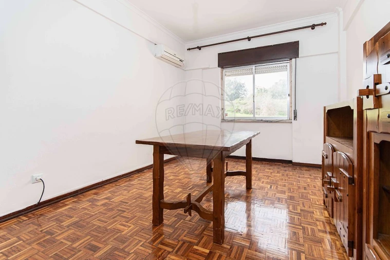 Apartamento T2 para Venda em Póvoa de Santa Iria e Forte da Casa Foto 11