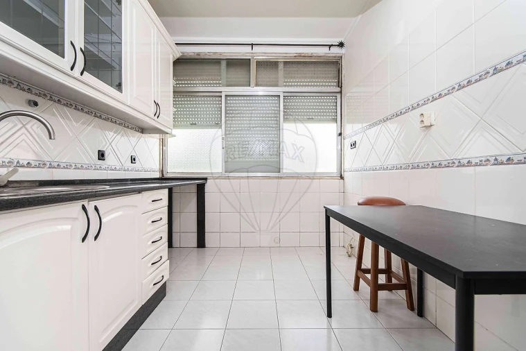 Apartamento T2 para Venda em Póvoa de Santa Iria e Forte da Casa Foto 5