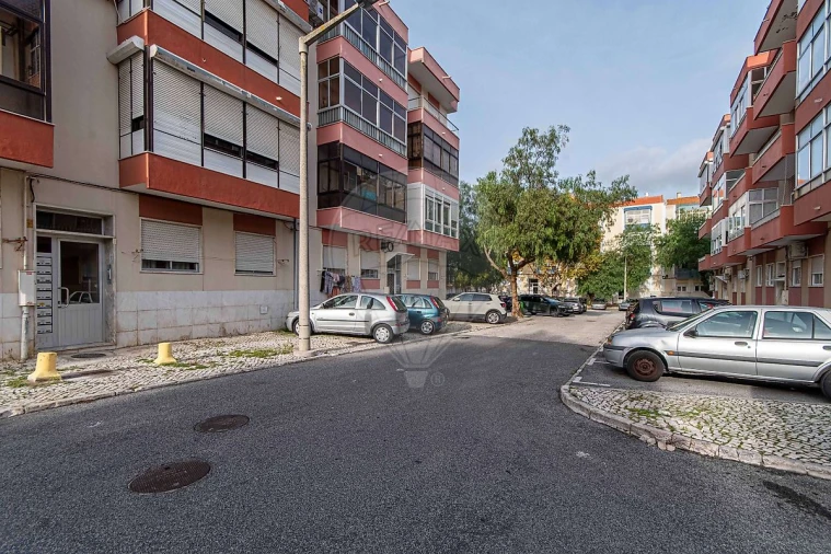 Apartamento T2 para Venda em Póvoa de Santa Iria e Forte da Casa