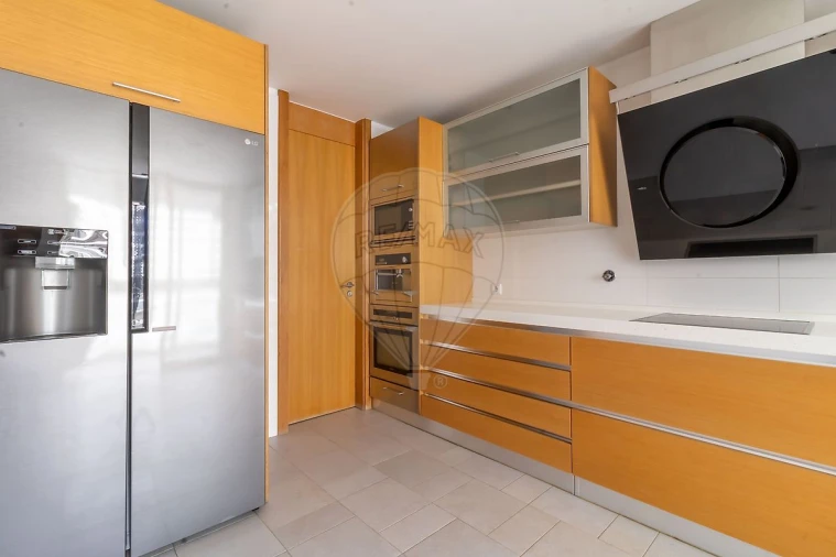 Apartamento T4 para Venda em Belém Foto 14