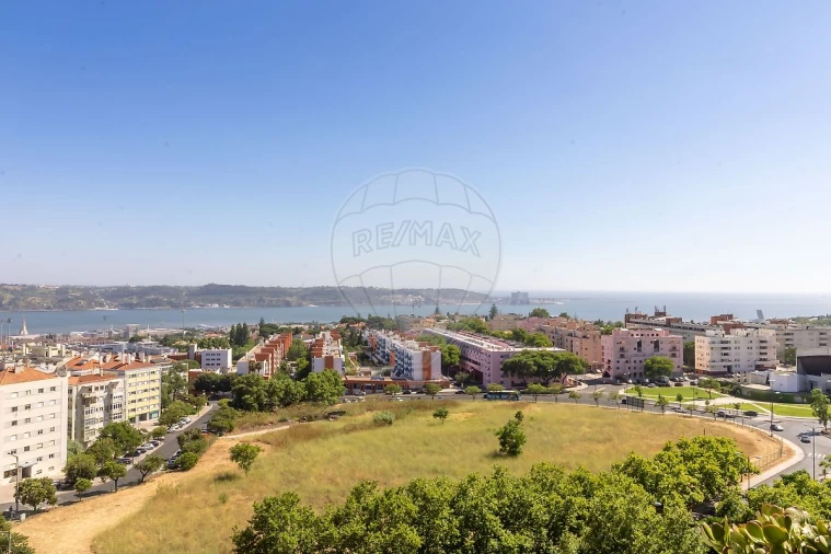 Apartamento T4 para Venda em Belém Foto 3