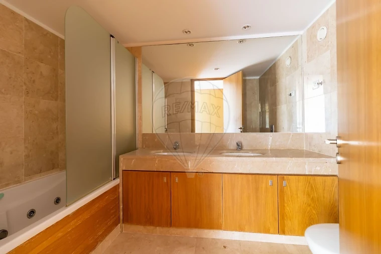 Apartamento T4 para Venda em Belém Foto 18