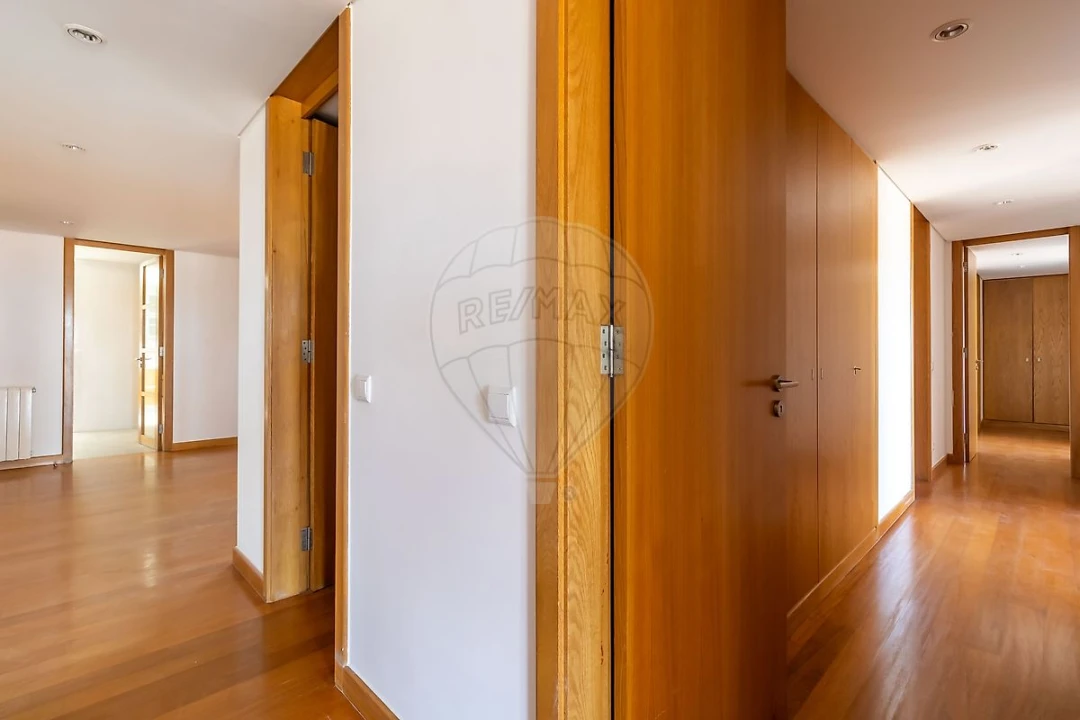 Apartamento T4 para Venda em Belém Foto 29