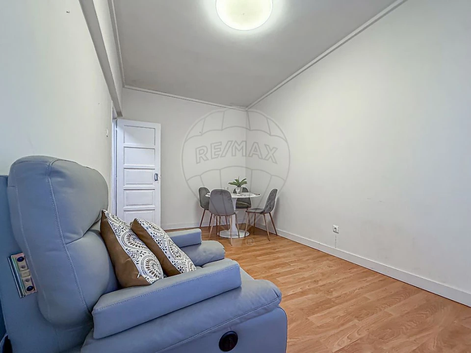 Apartamento T1 para Venda em Mina de Água Foto 4